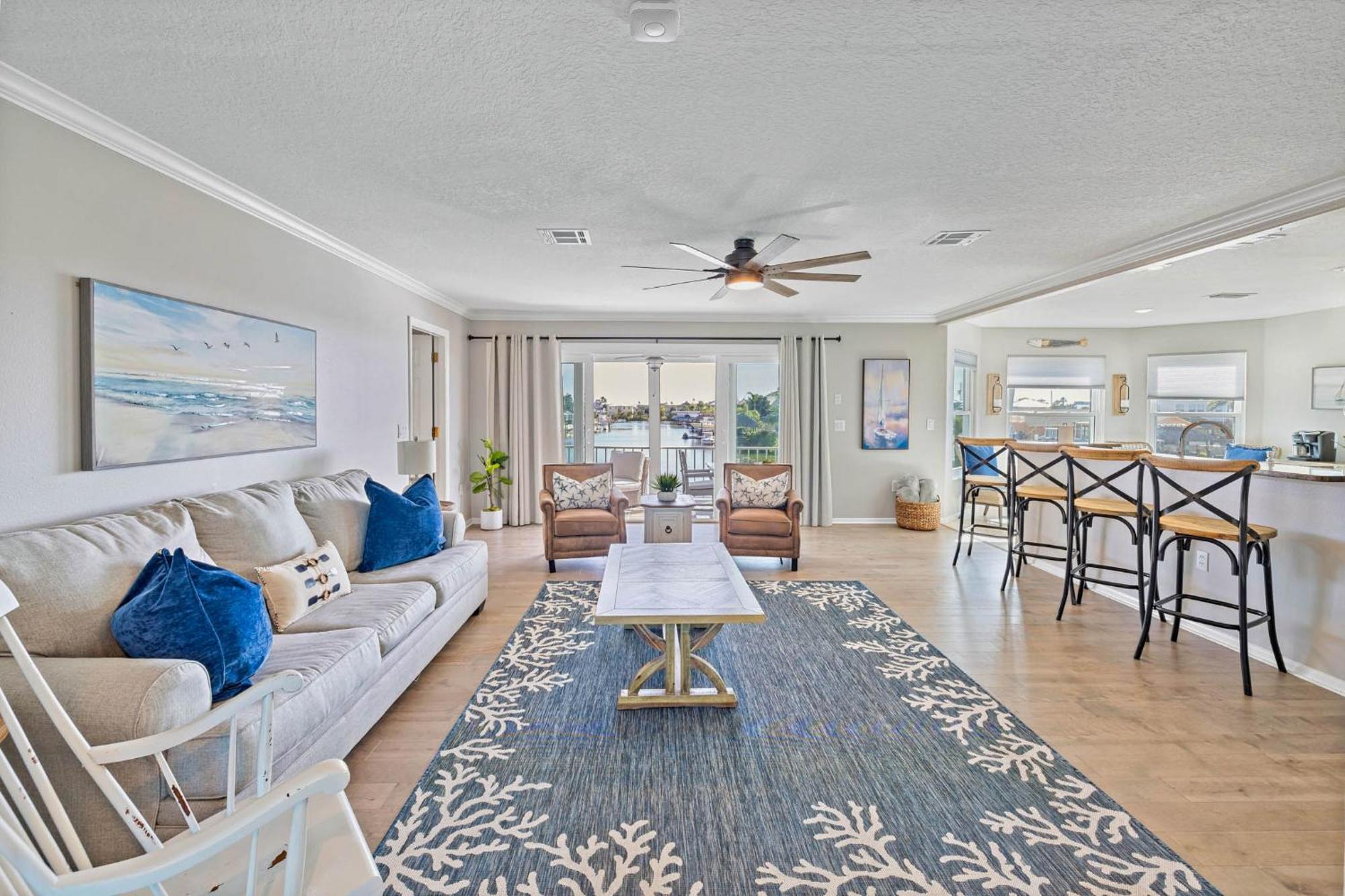 5 Bed3Bath Waterfront Pool Home With Full Gym, Office, And Heated Pool! Hernando Beach Exterior photo